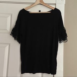 ⭐️Black top with ruffle lace sleeves